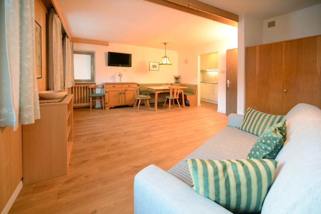Apartments Villa Rosa Selva di Val Gardena Quarto foto